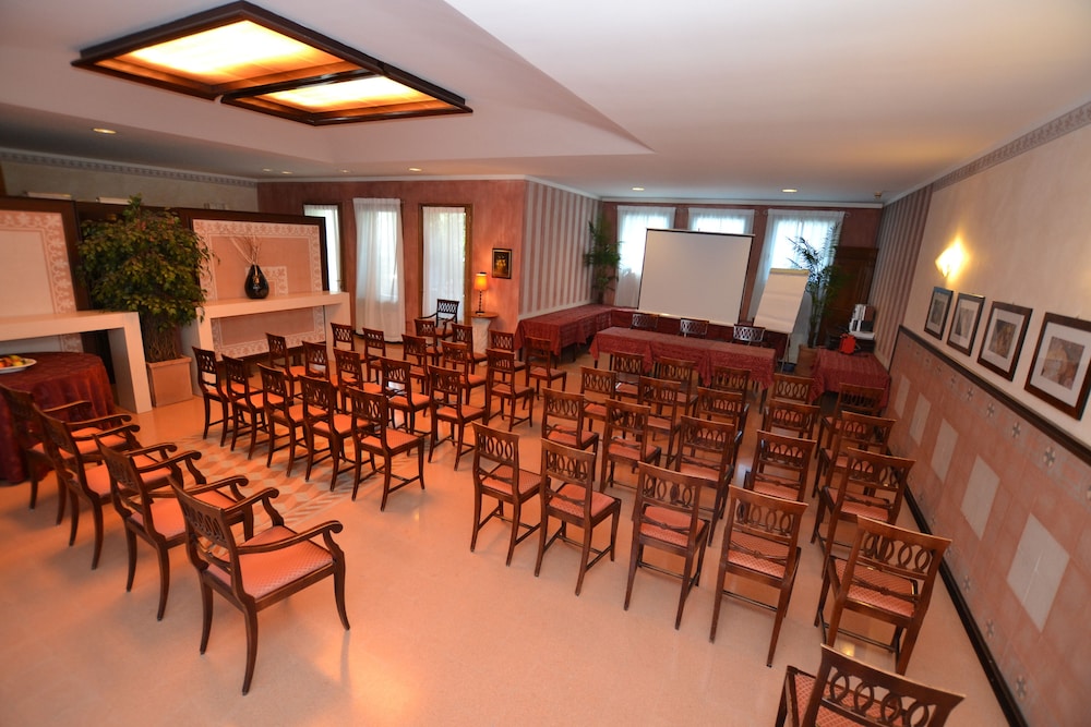 Hotel Enrichetta 28/36