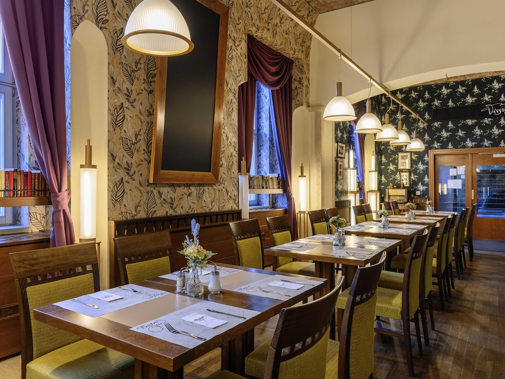 Mercure Szekesfehervar Magyar Kiraly 50/64