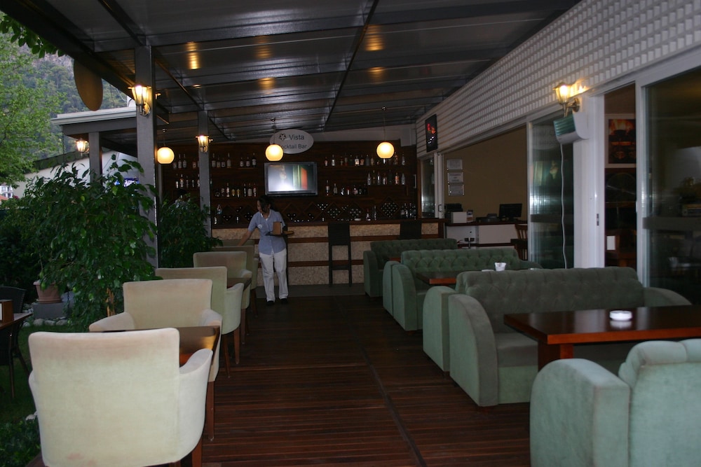 MARINA BOUTIQUE FETHIYE 28/50