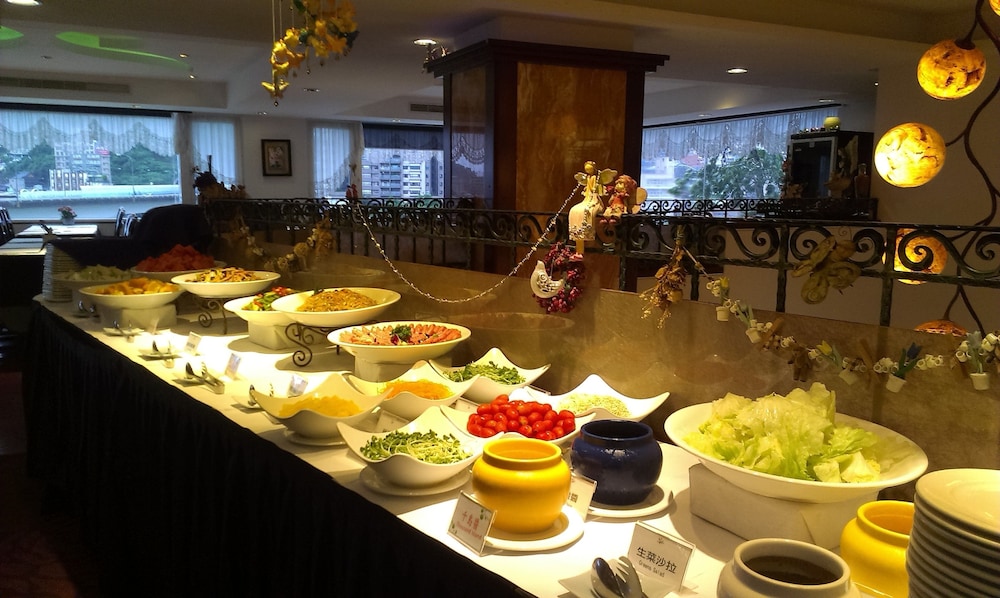 Beautiful Hotel Taipei 8/65