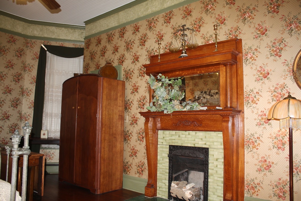 McFarlin House Bed and Breakfast 9/69