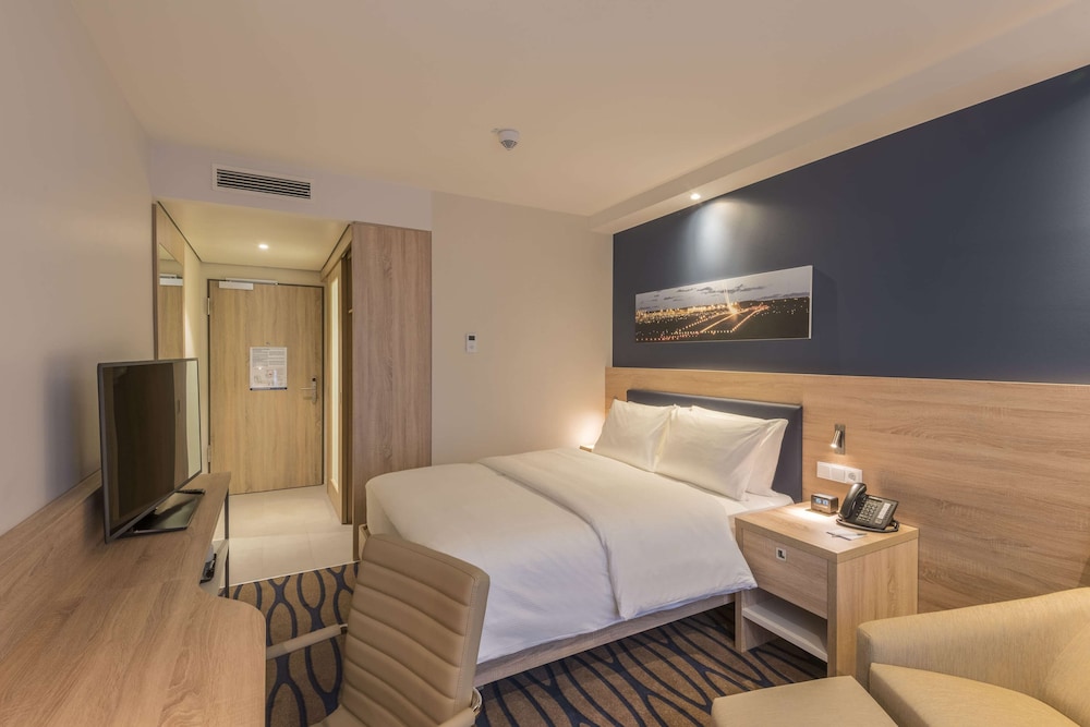 Hampton By Hilton Frankfurt Airport 14/38