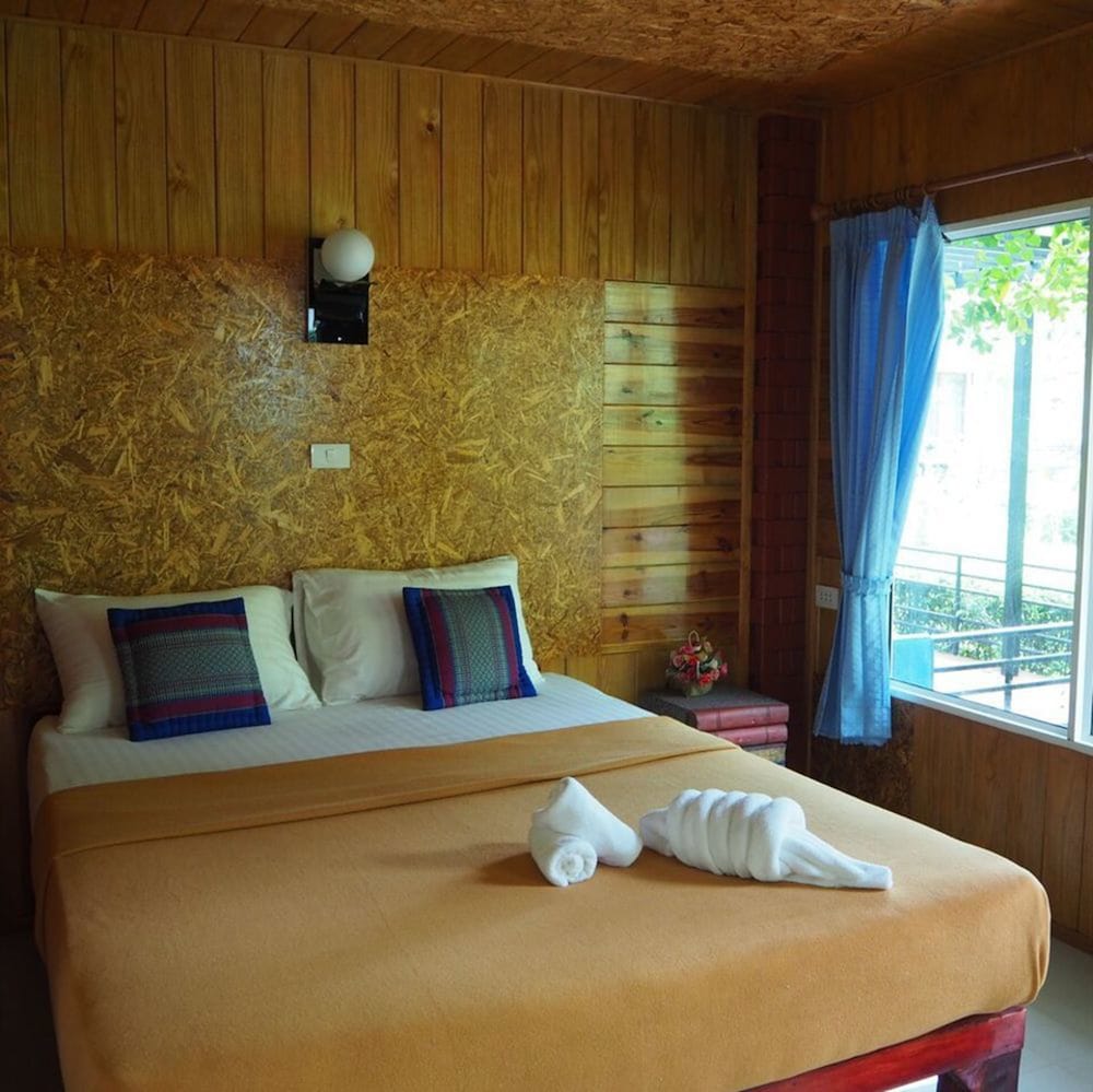 Baan Suan Hill Resort 18/50