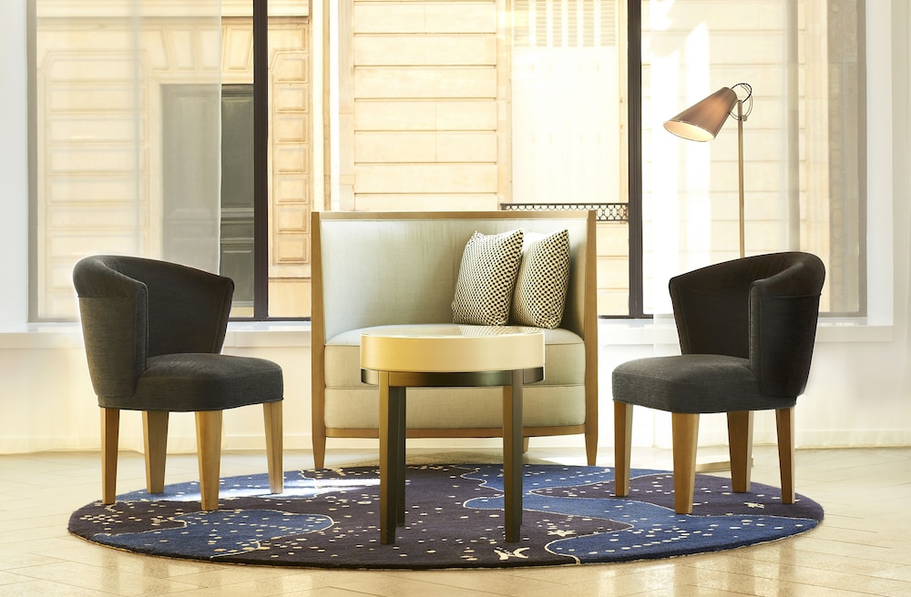 SOFITEL PARIS ARC DE TRIOMPHE 60/68