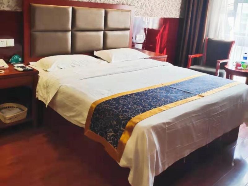 GreenTree Inn Bozhou Agricultural Trade City Express Hotel 23/47