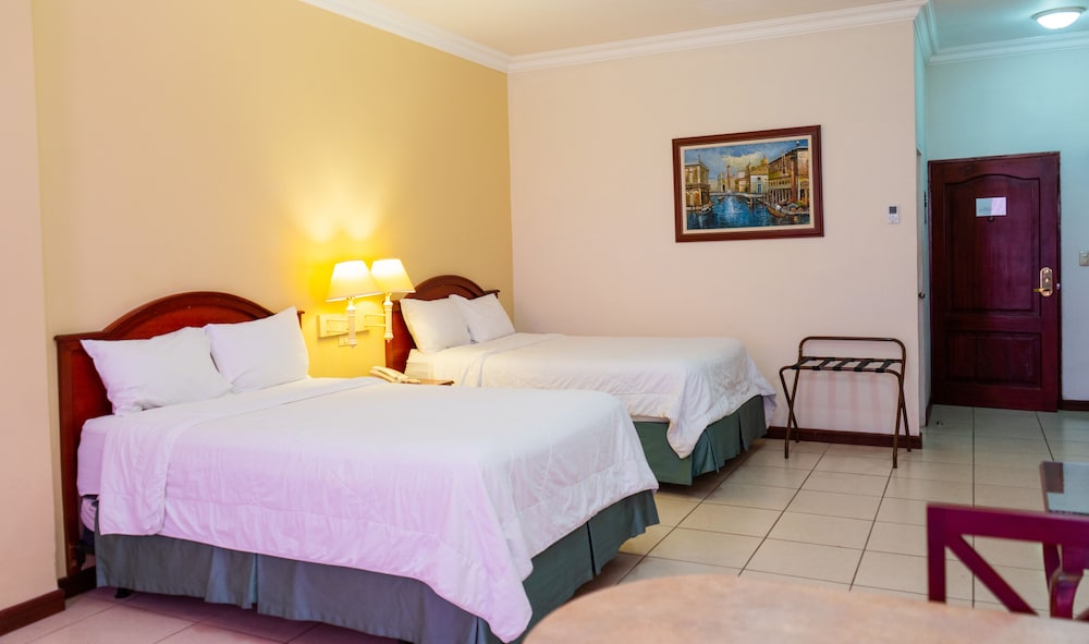 جناح جونيور بسريرين مزدوجين بمطبخ صغير، Hotel Mirador Plaza 4/10