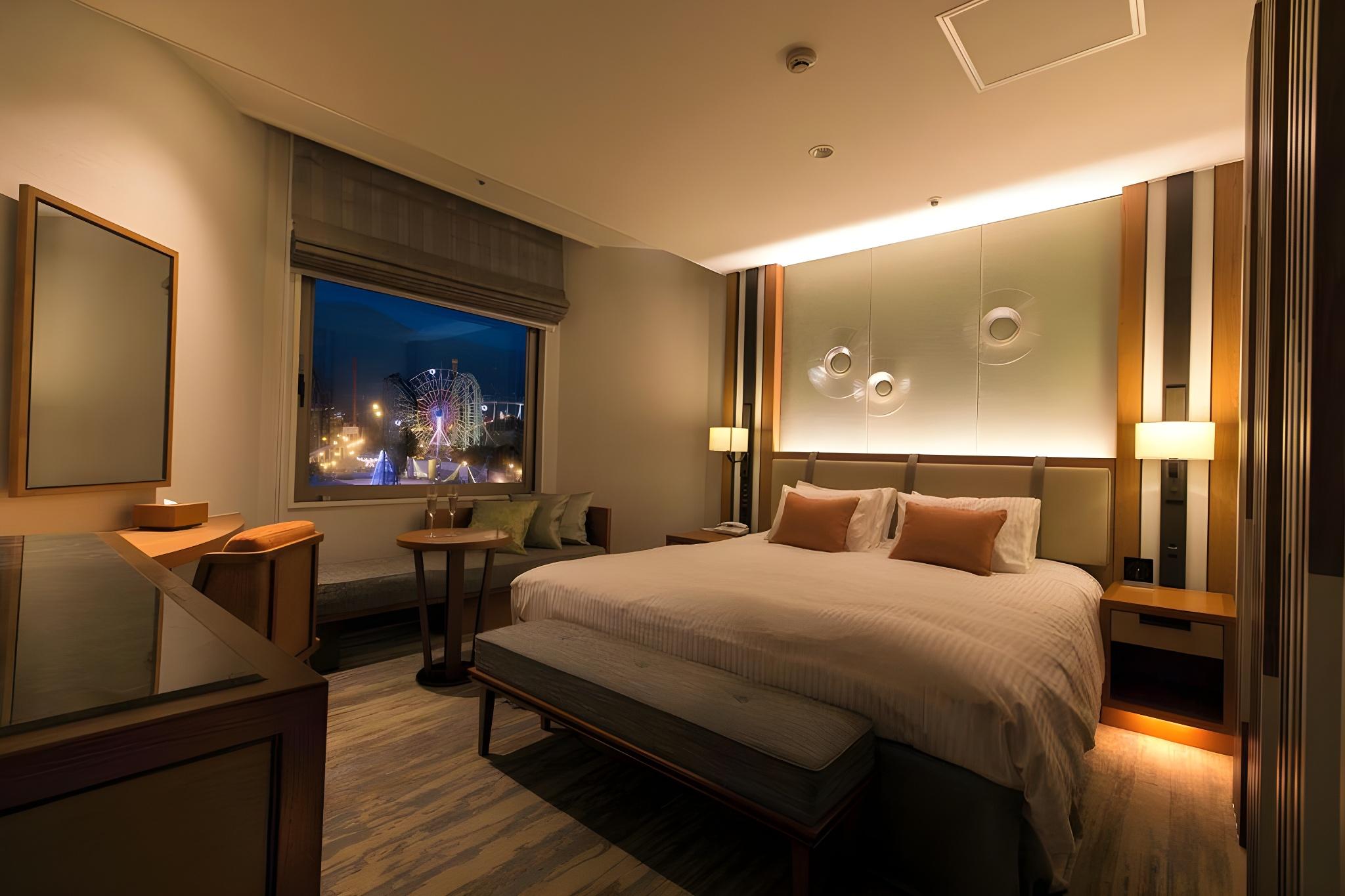 Grand, Double Bed, Executive Level
