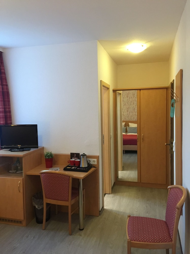 Hotel Am Kurpark 34/50
