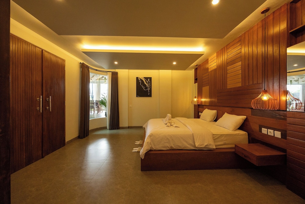 The Ocean Views Luxury Villas & Apartment by ZUZU 21/73