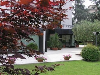 Hotel Giovanni 18/19