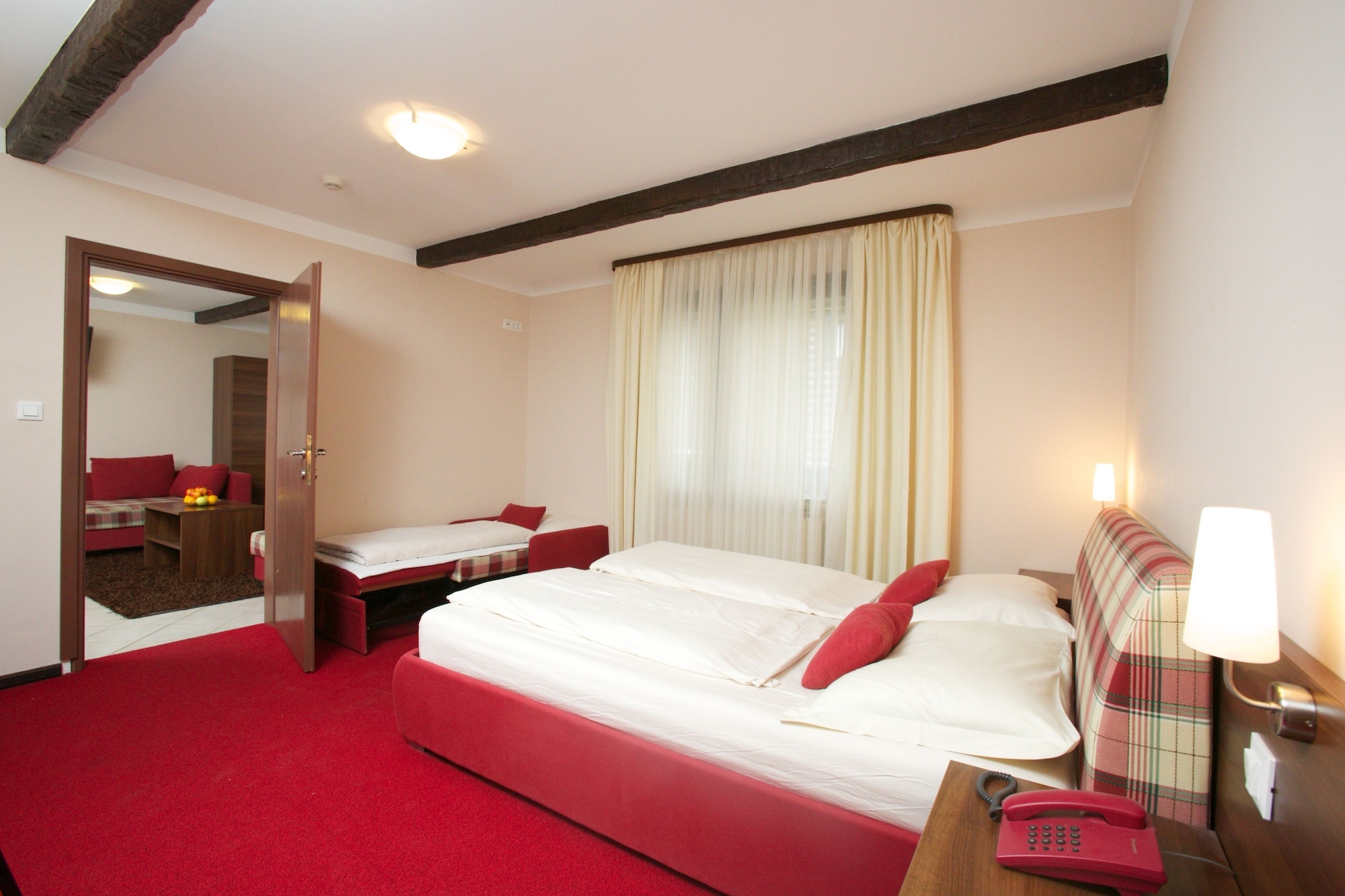 Apartment, Double Bed, Sofa, Terrace 2/6