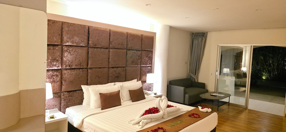 غرفة بريميير بسرير كينج، Pooh Beach Resort and Spa 7/10