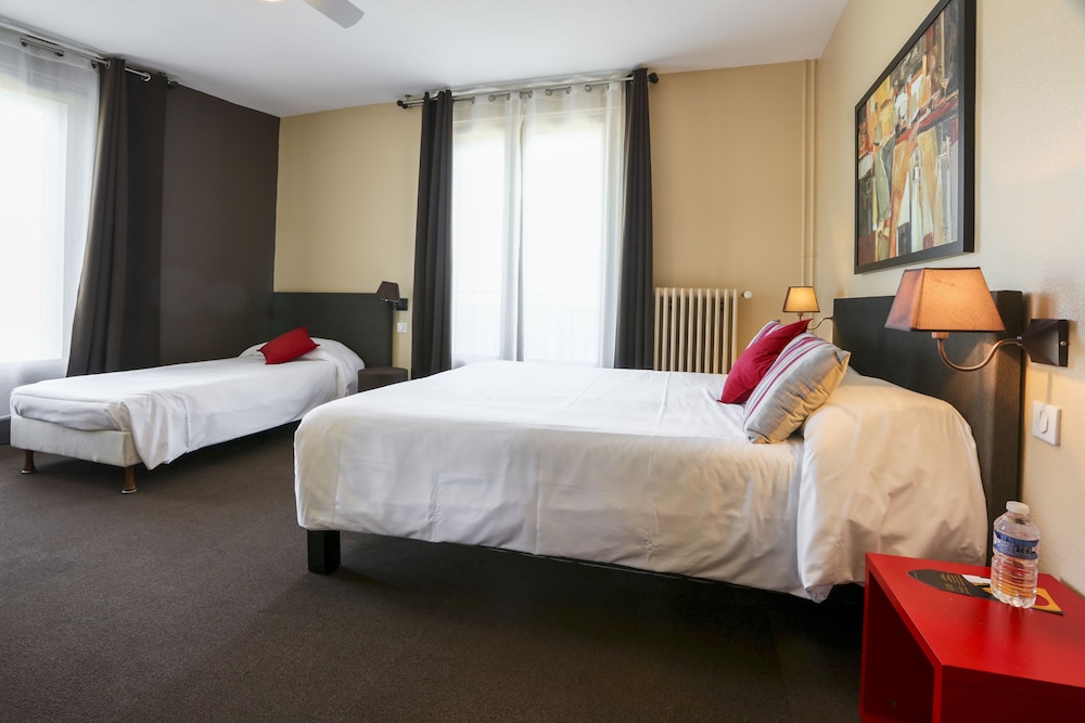 Brit Hotel Terminus 33/65