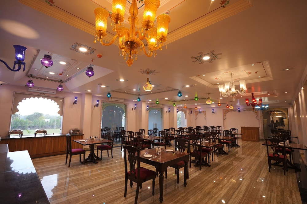 The Biletha Bagh 21/24