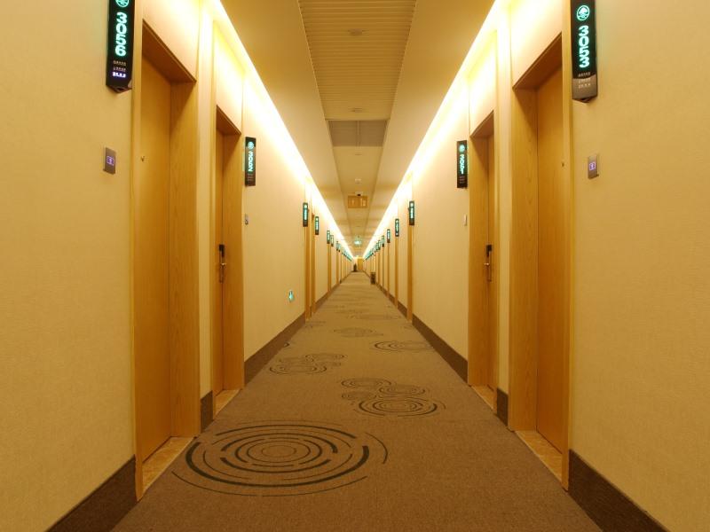 GreenTree Inn ShanghaiBaoshan District Tieshan Road Youyi Road Hotel 23/32