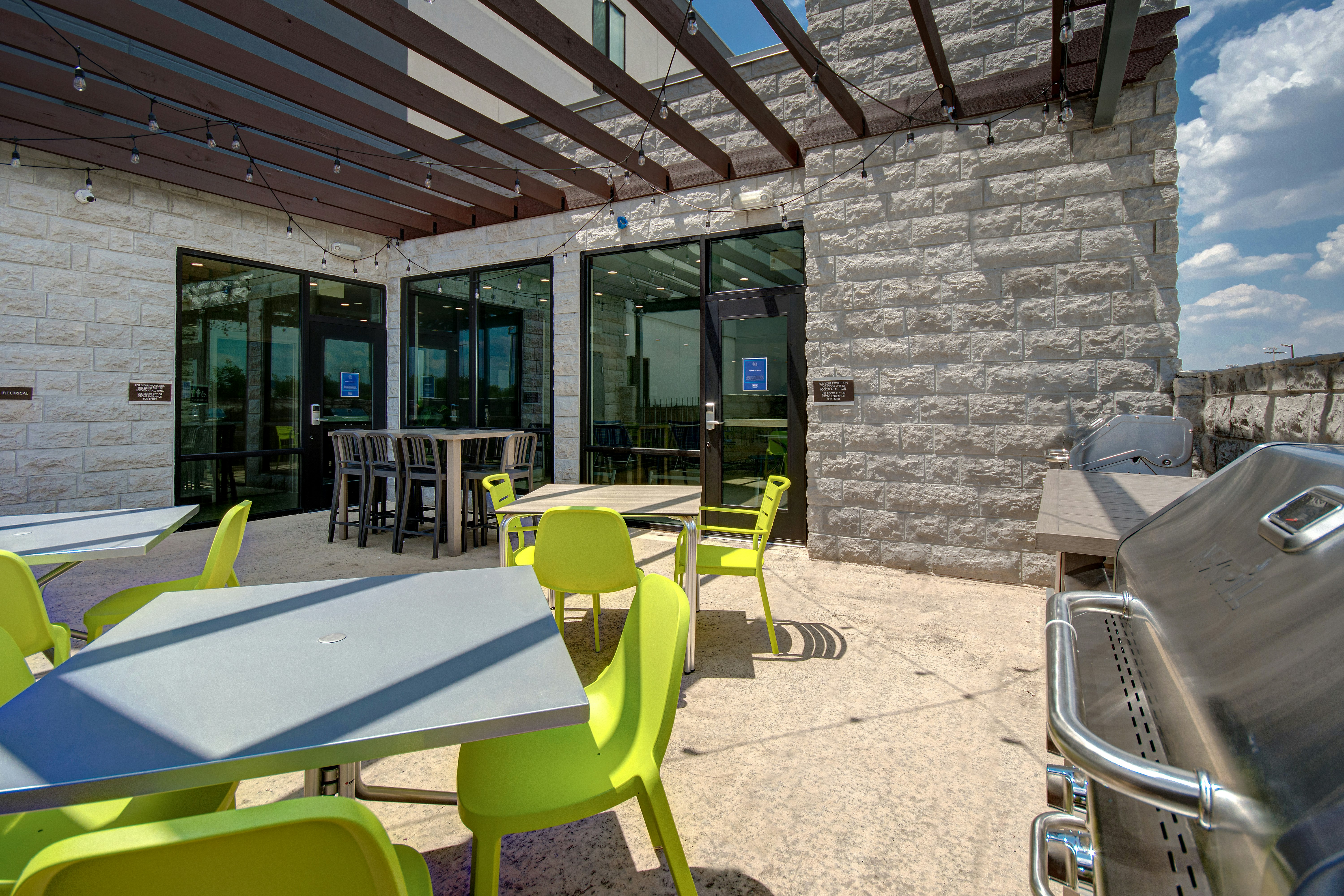 Home2 Suites by Hilton Burleson 23/26