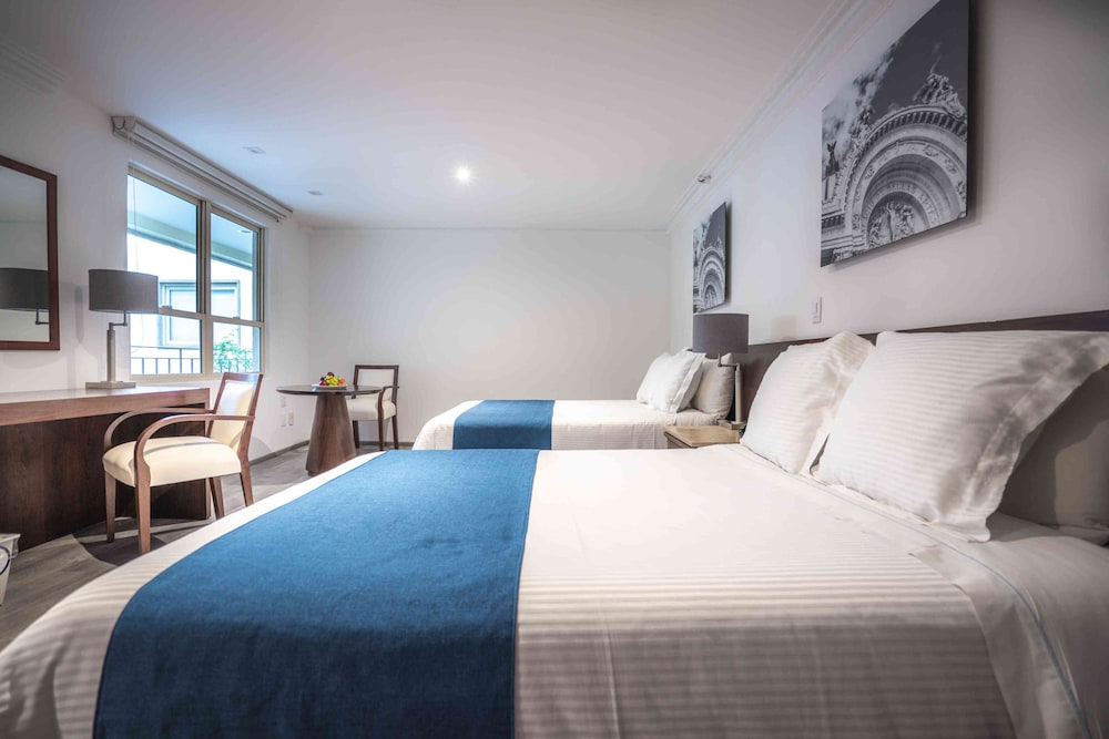SUITES OBELISK 22/65