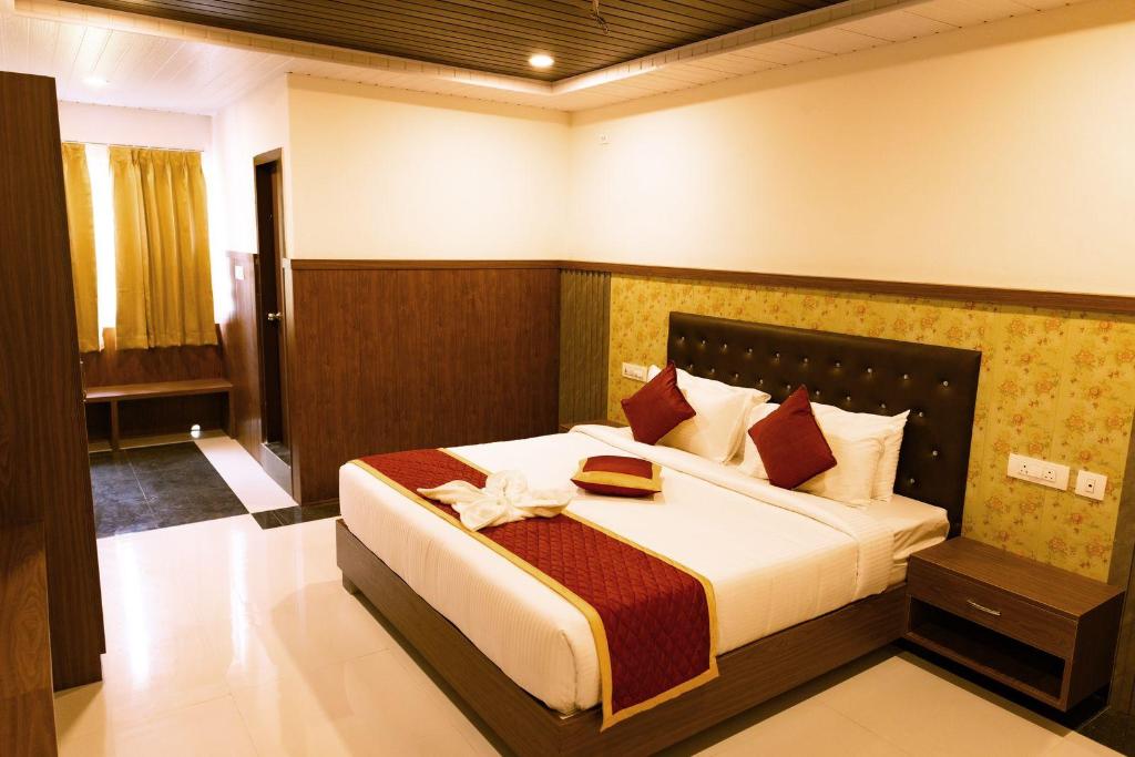 Hotel Grand Orchid 14/38