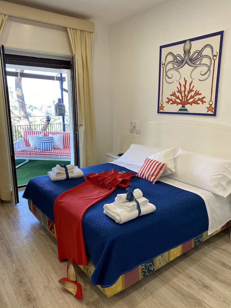 Hotel Oriente in VICO EQUENSE