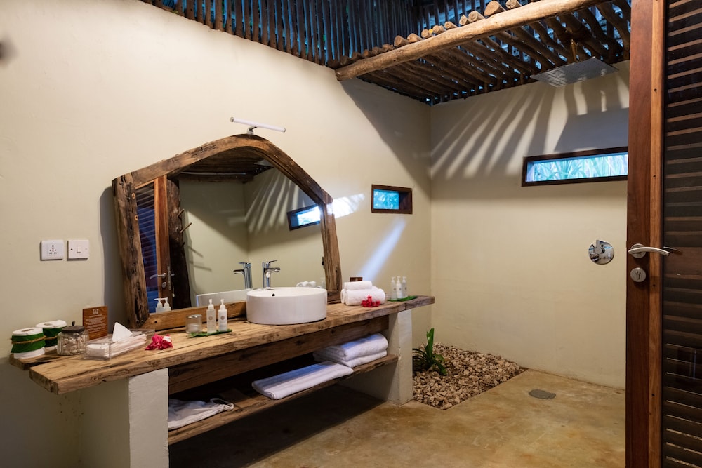 Upendo Beach Boutique Hotel 45/50