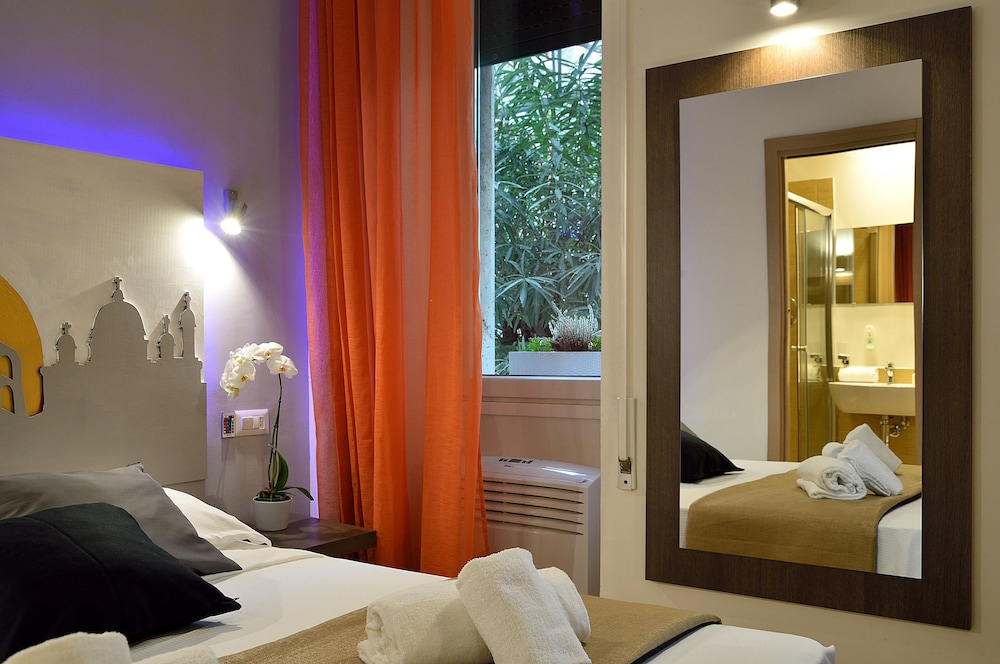 94rooms Vatican Vigliena 46/71