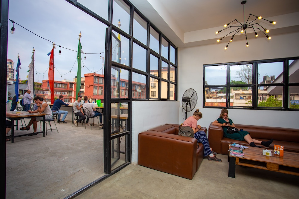 Yakety Yak Hostel 36/65