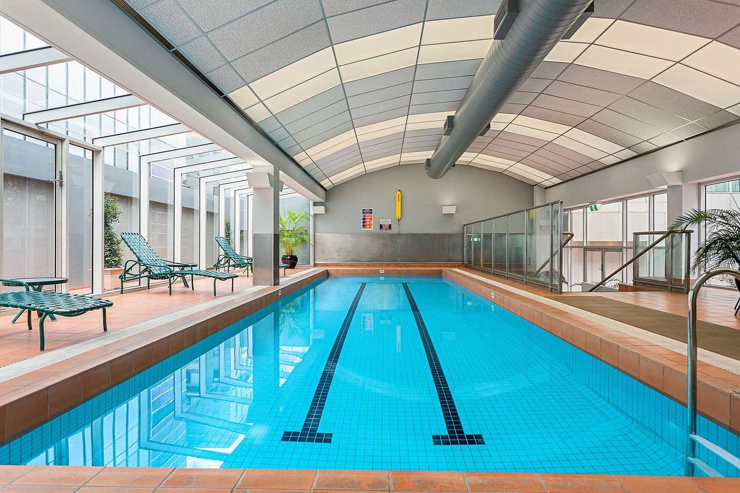CLARION SUITES GATEWAY 26/44