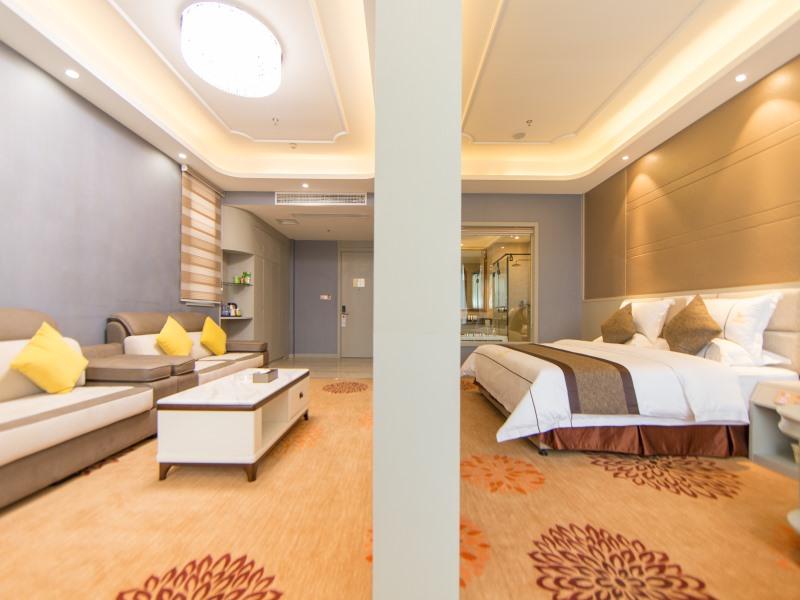 Deluxe Suite Room