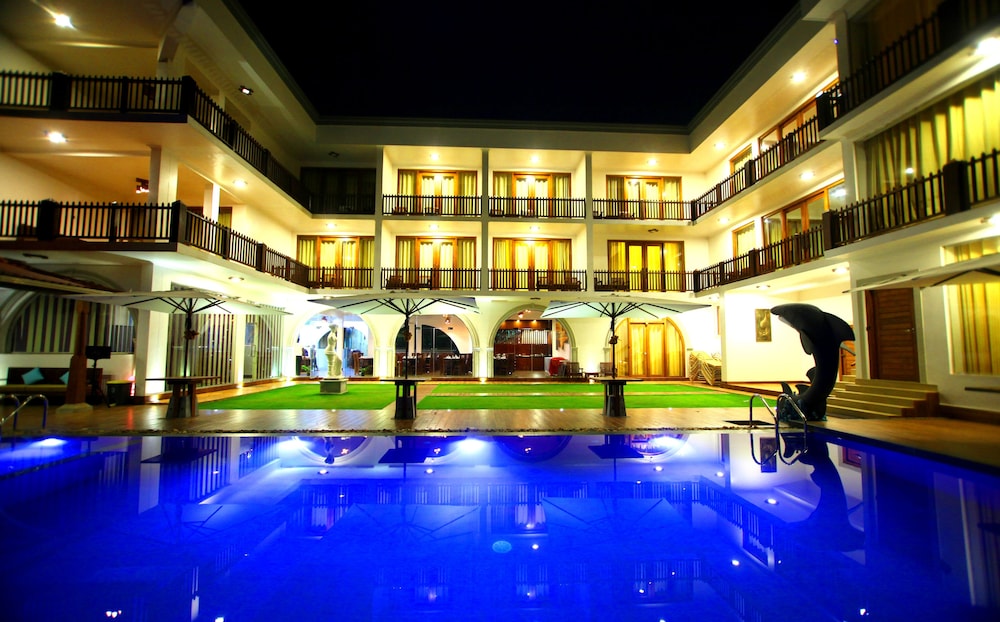 Water Gate Resort & Spa 35/50