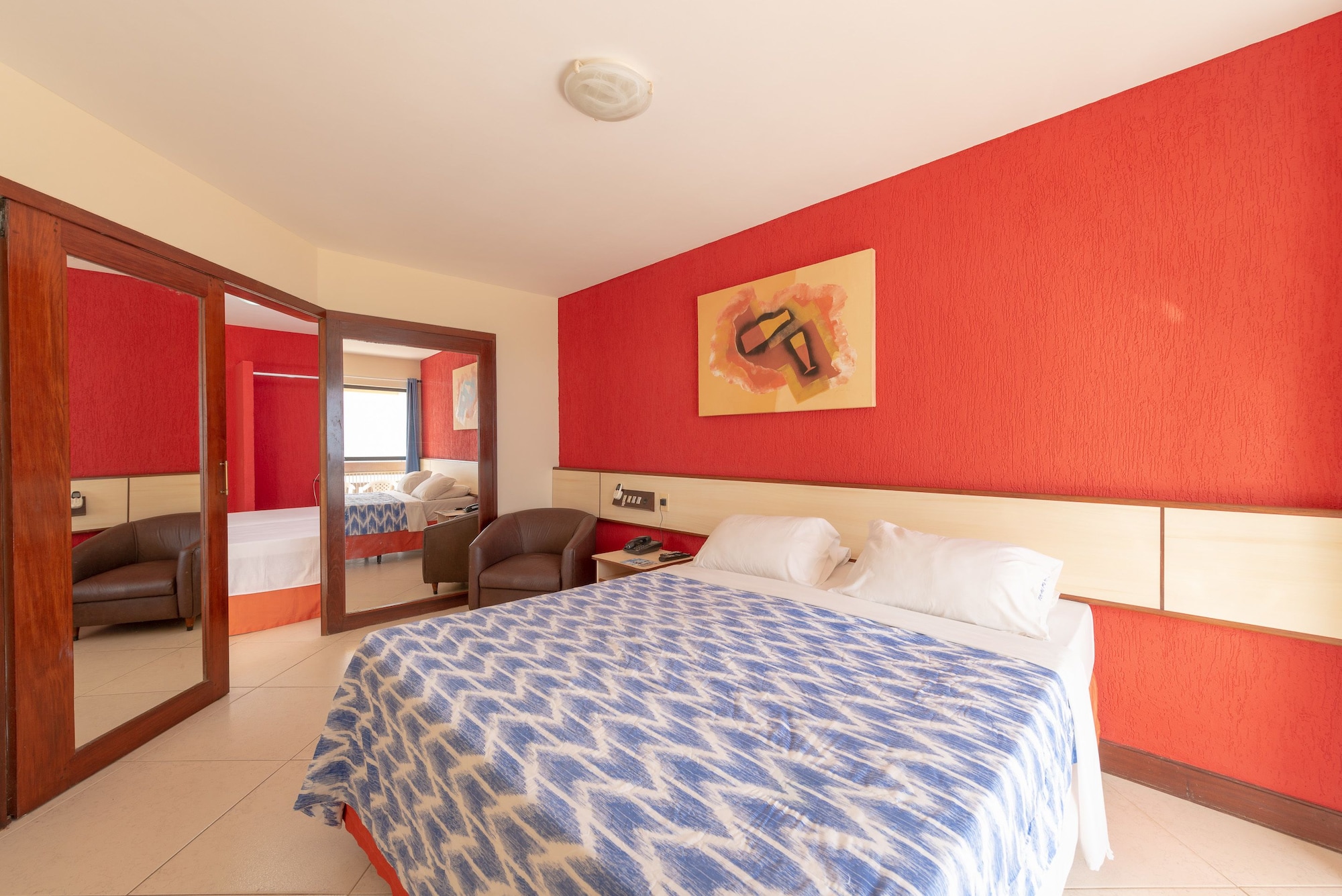 ROOM, SEA FRONT