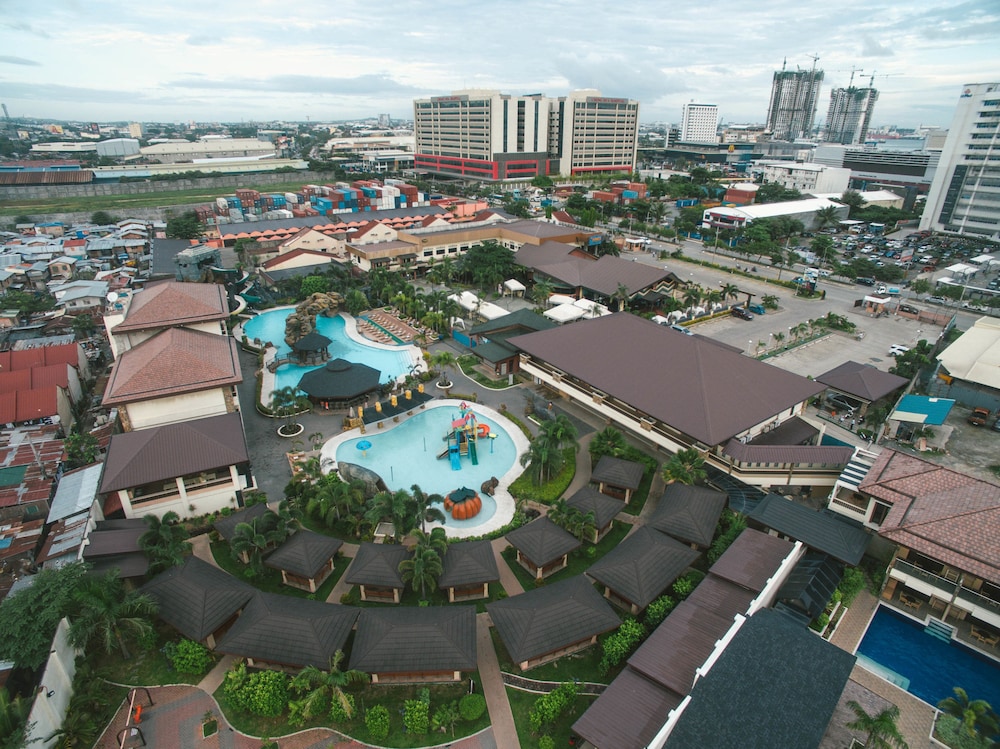 Cebu Westown Lagoon - South Wing 16/57