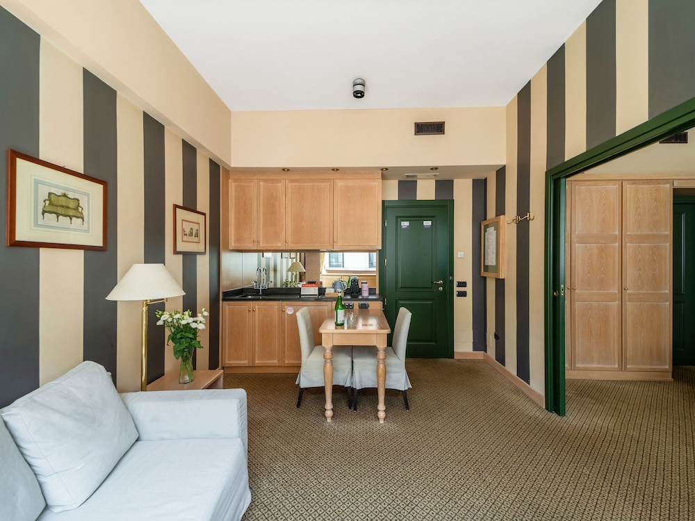 Camperio House Suites 44/54