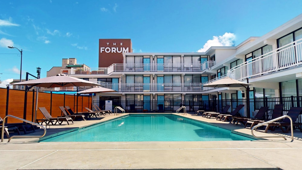 The Forum 4/70