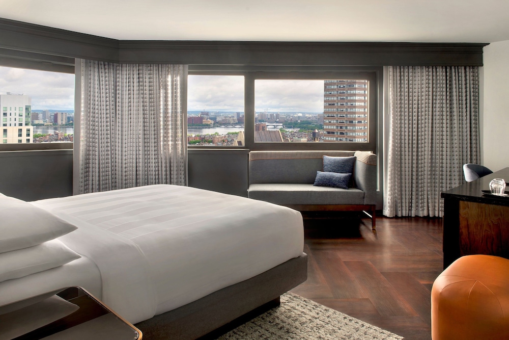 MARRIOTT COPLEY PLACE 17/53