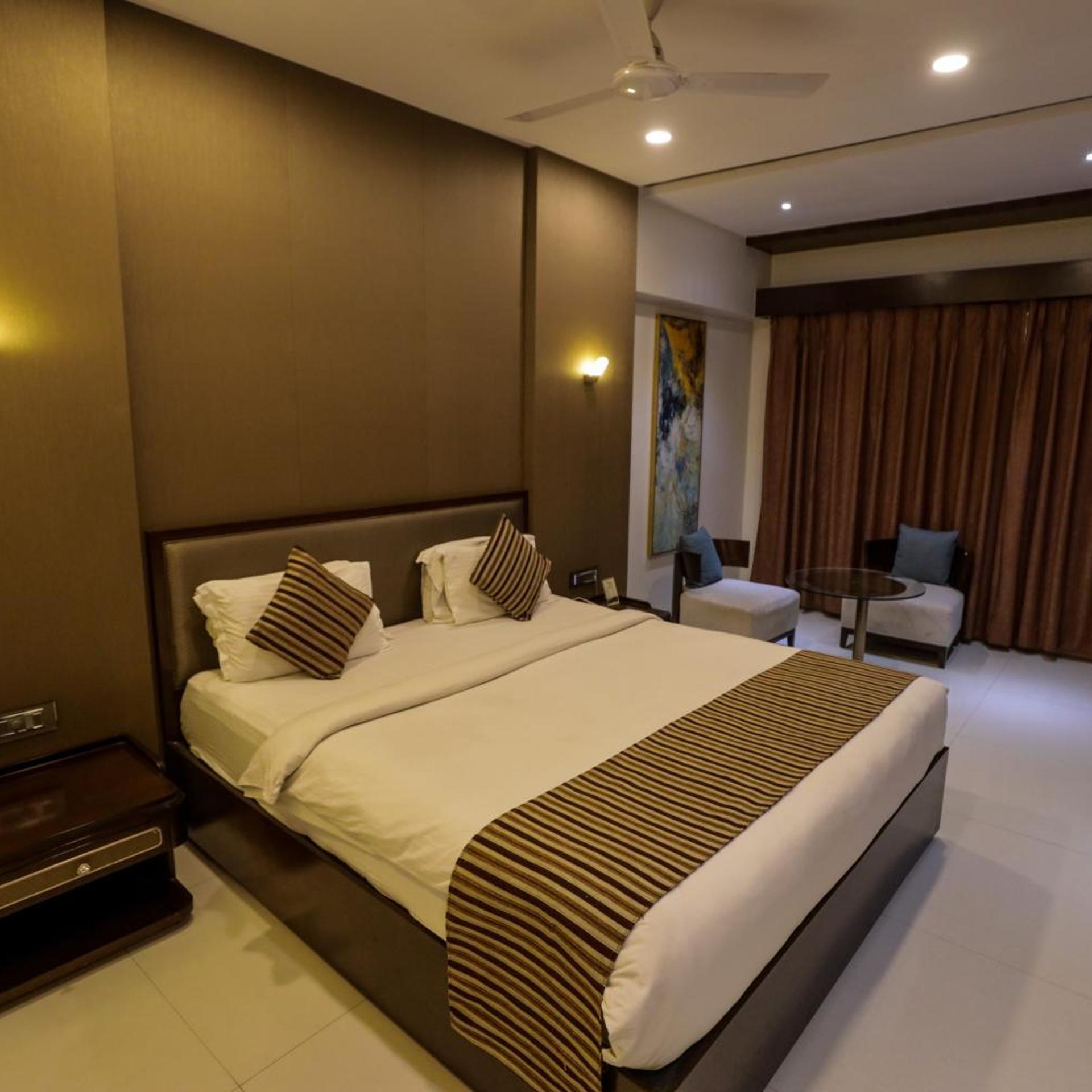 Atithi Aurangabad Hotel 18/50