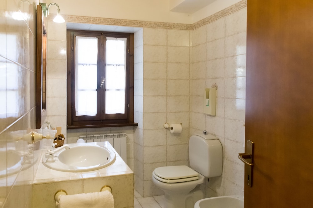 Le Anfore Agriturismo 16/70