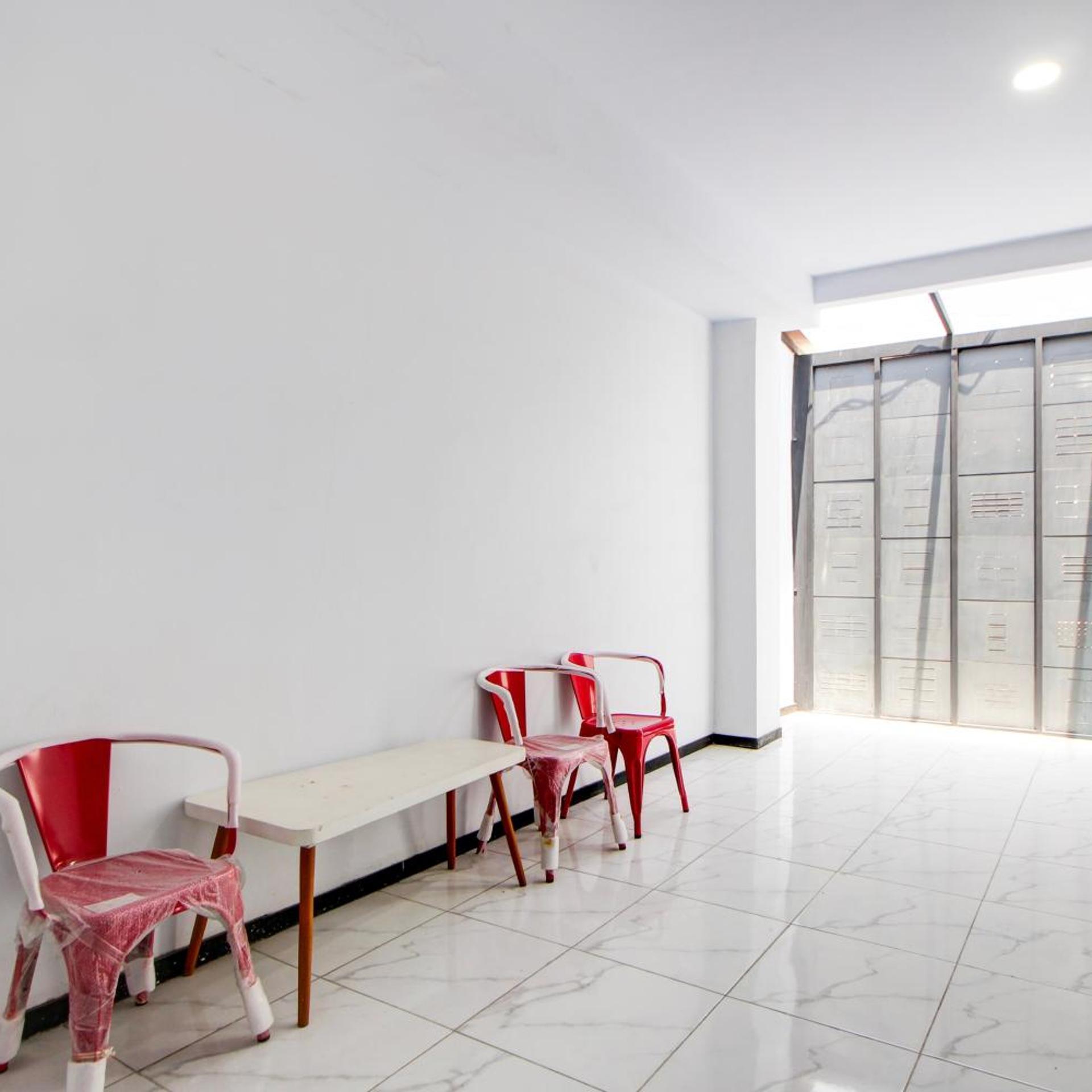 Hotel O Stasiun Tegal Near Alun-Alun Formerly Ameera Guest House 27/33