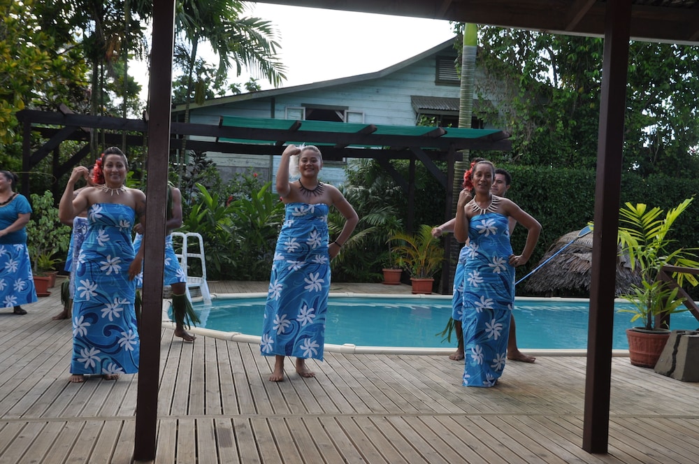 The Samoan Outrigger Hotel 23/50