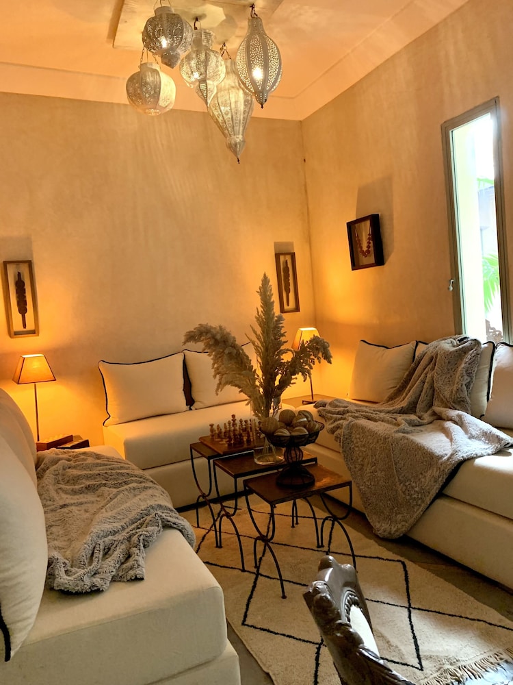 RIAD DAR MORE 32/49
