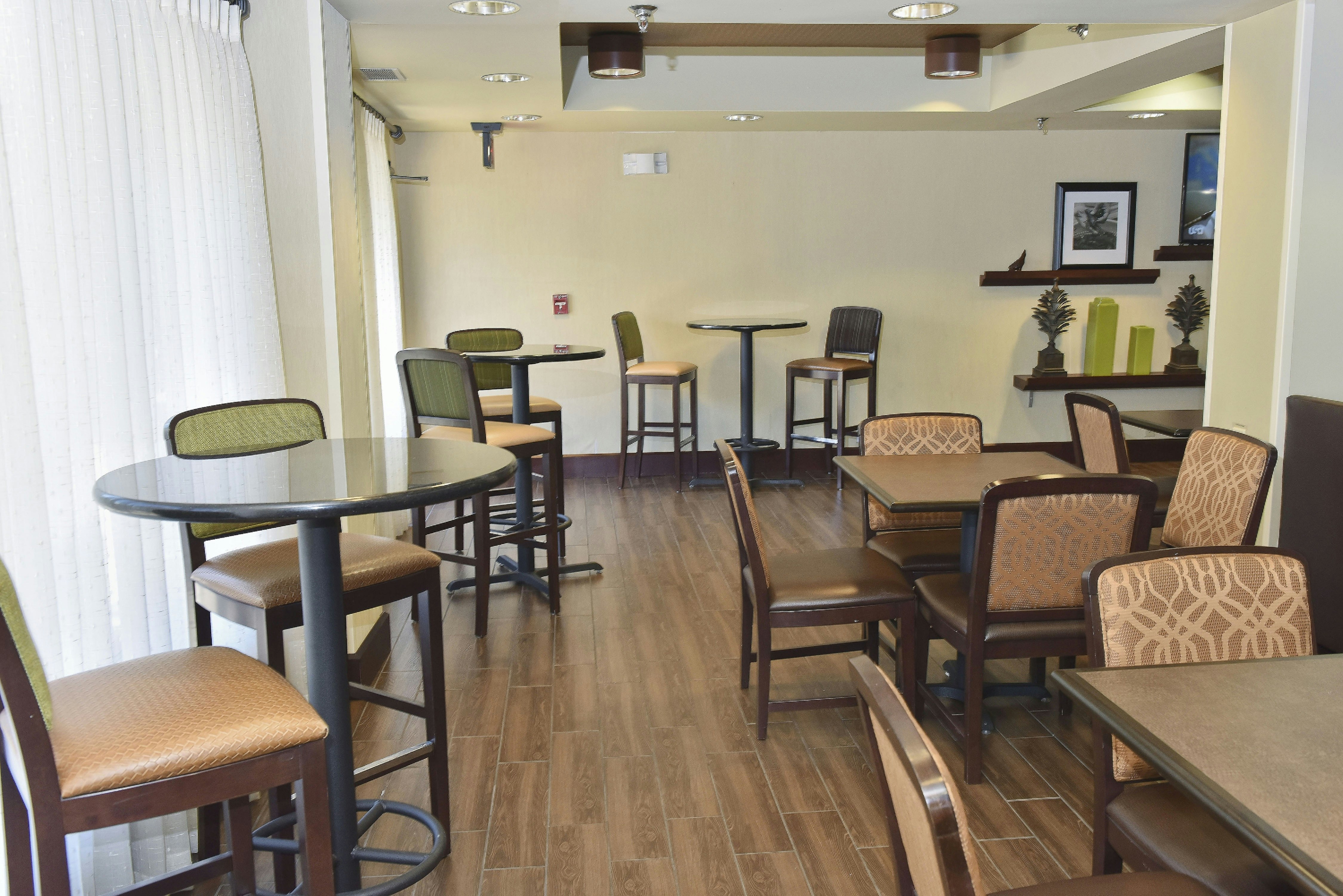 Hampton Inn Ruston 13/17