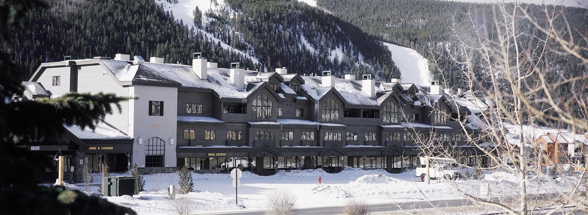 Gateway Mountain Lodge 1/75