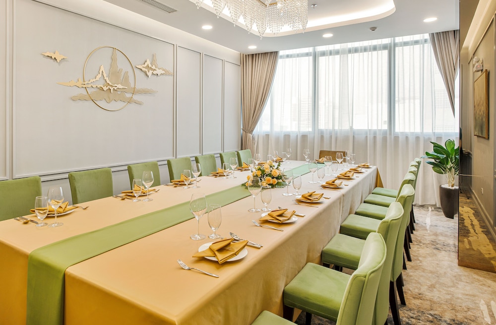 Selegend Hotel 38/50