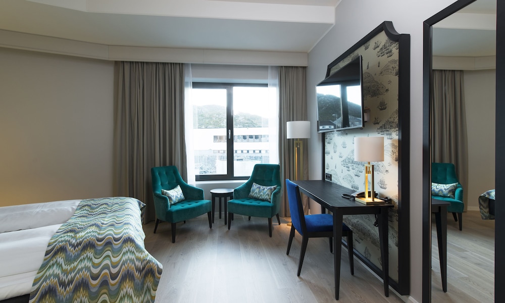 Thon Hotel Fosnavag 16/48