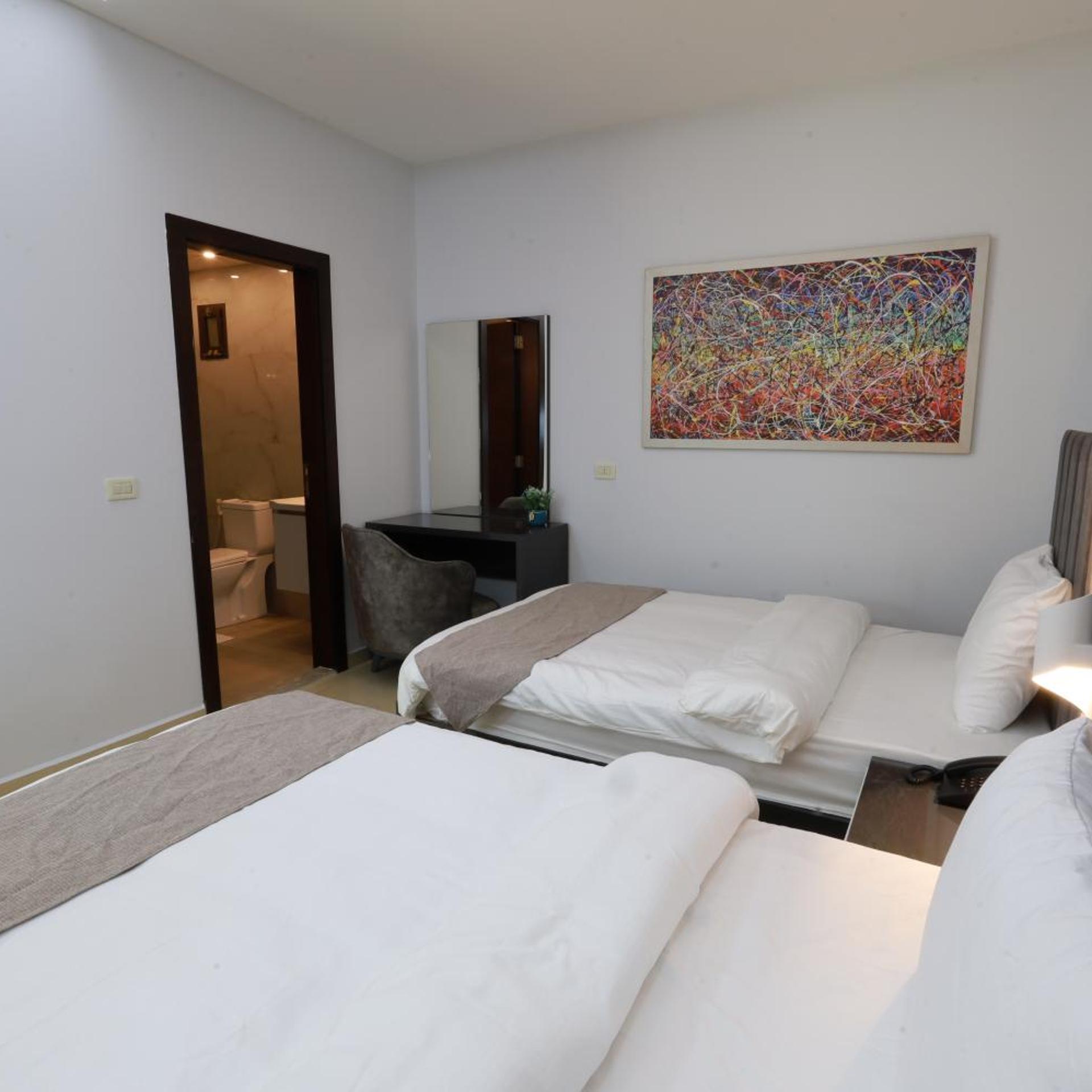 Palm Boutique Suites Hotel, Beirut 12/25