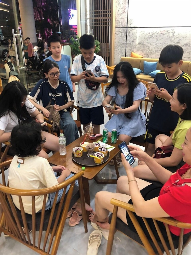 Halong Central Hotel 24/45