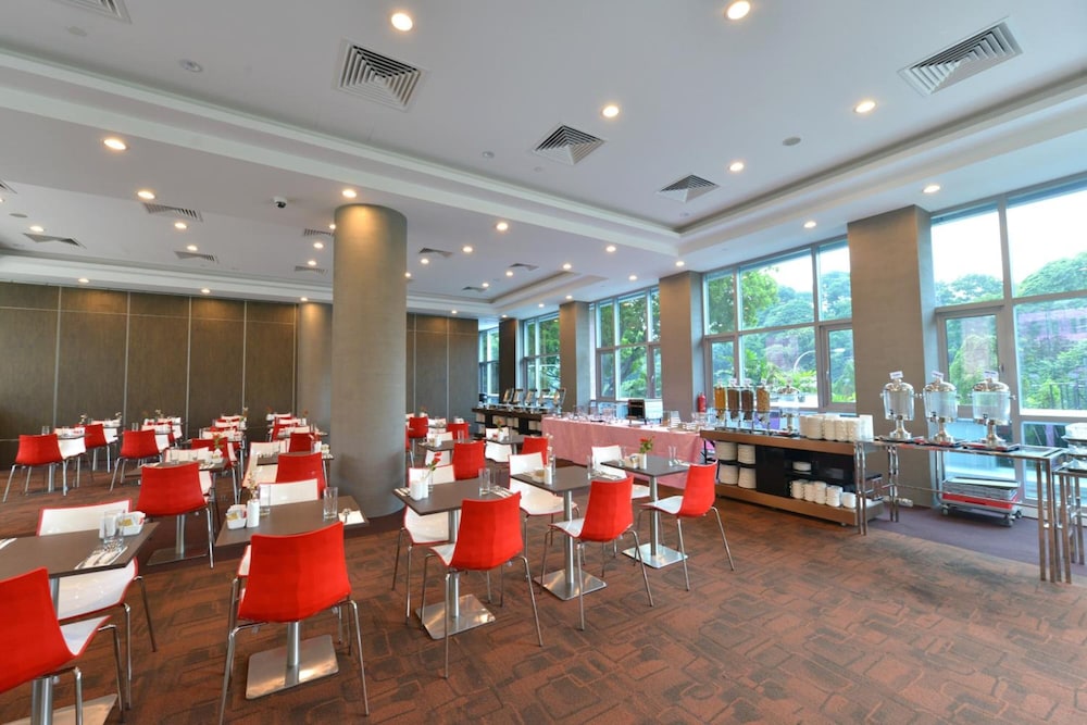 Hotel Chancellor at Orchard 22/35