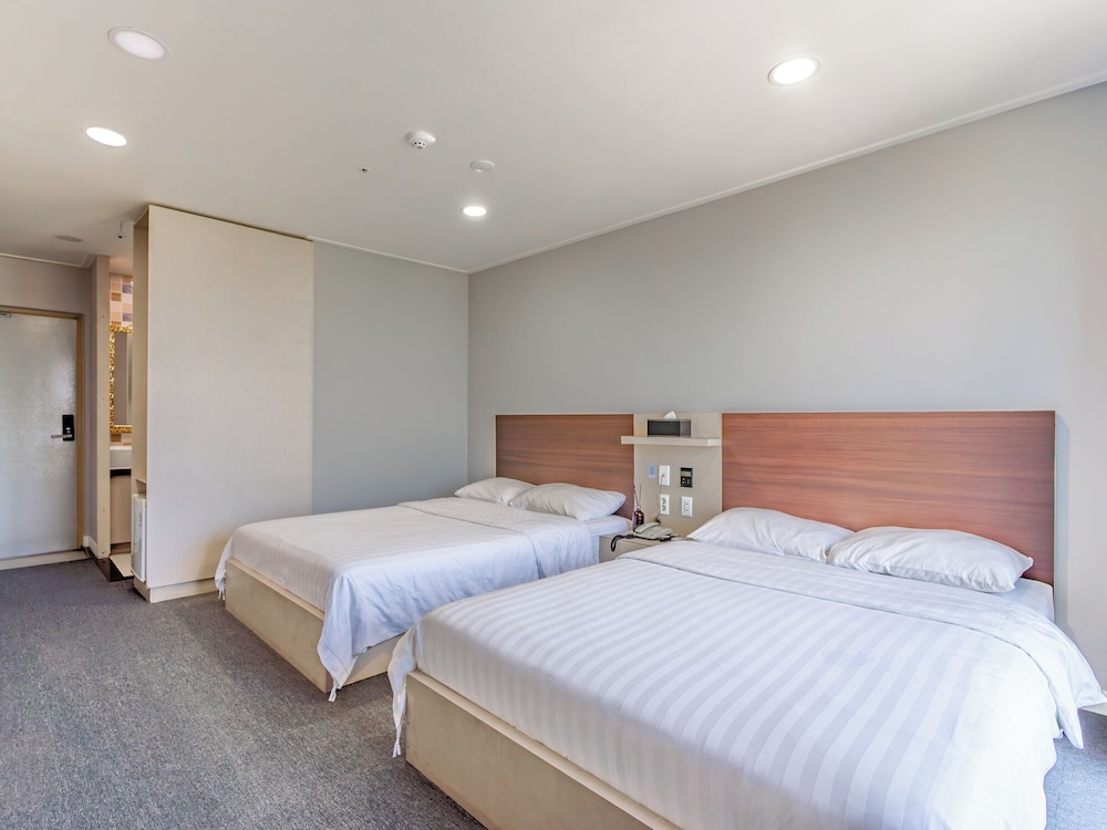 Jeju Cordelia S Hotel 20/50