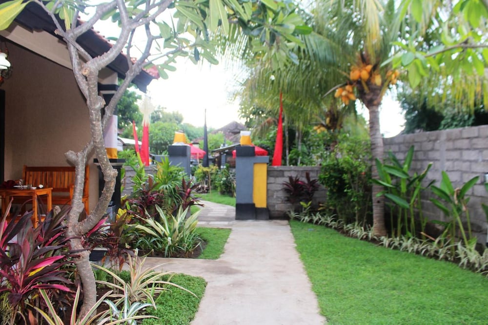 Pande Guest House Pemuteran 49/62