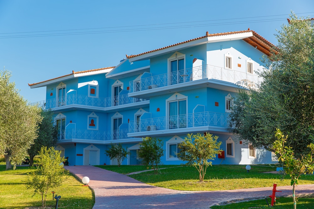 Filoxenia Hotel Apartments photo5