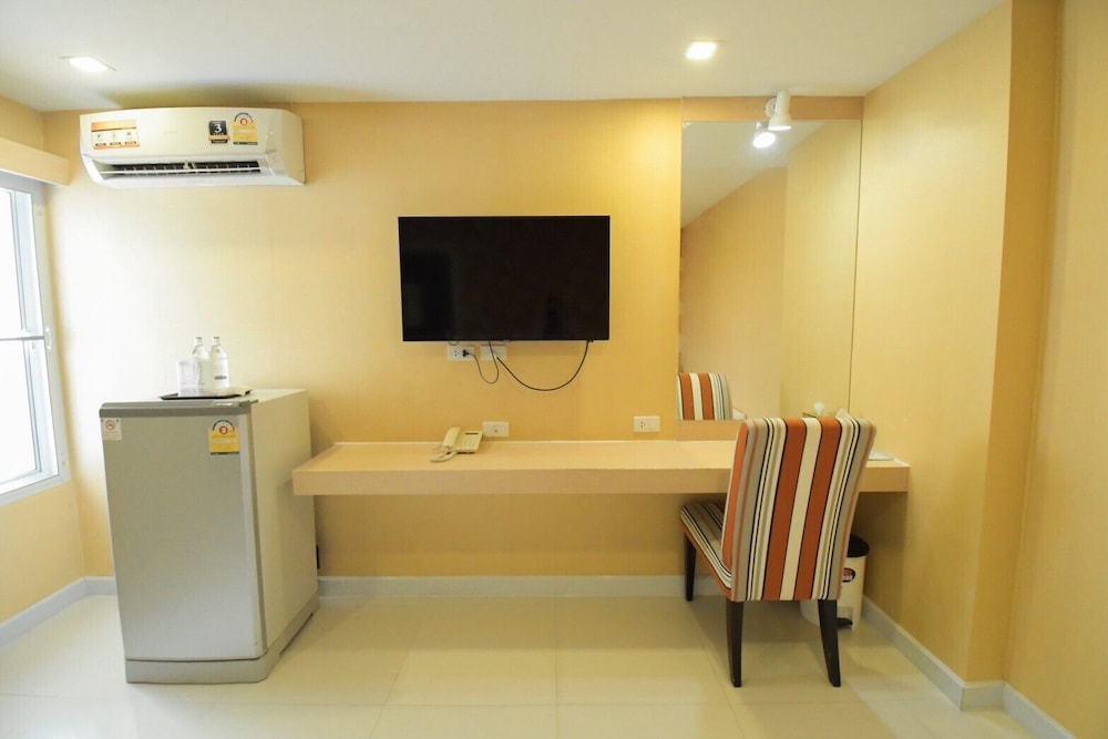 Family Hotel 43/45